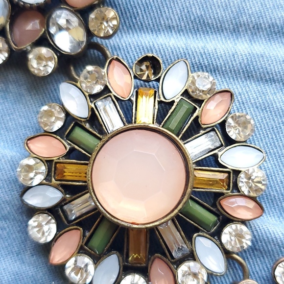 Statement Crystal Necklace - Picture 7 of 7